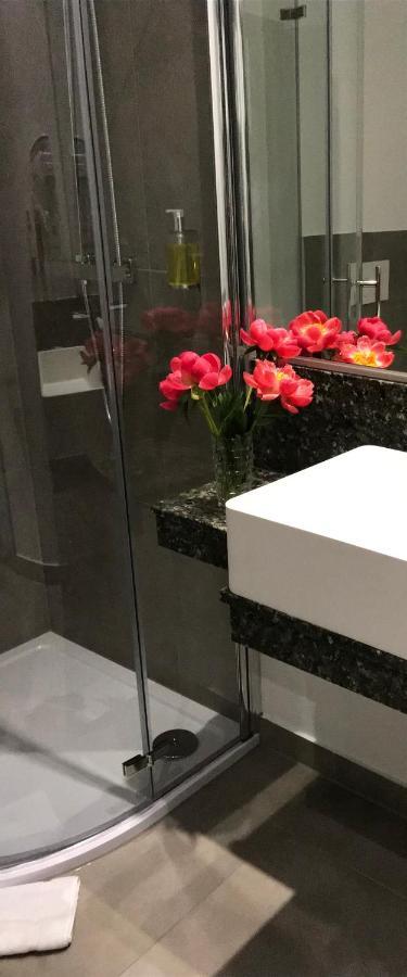 Ross Hotel シュトゥットガルト エクステリア 写真